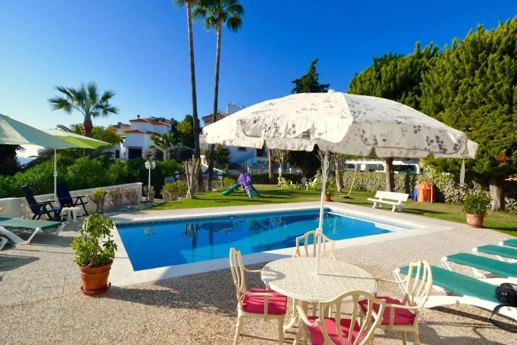 Large 7 Bedroom Villa In Sierrrezuela Heated Pool マラガ